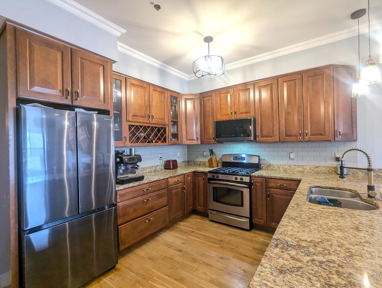 321 WASHINGTON ST Unit: 3