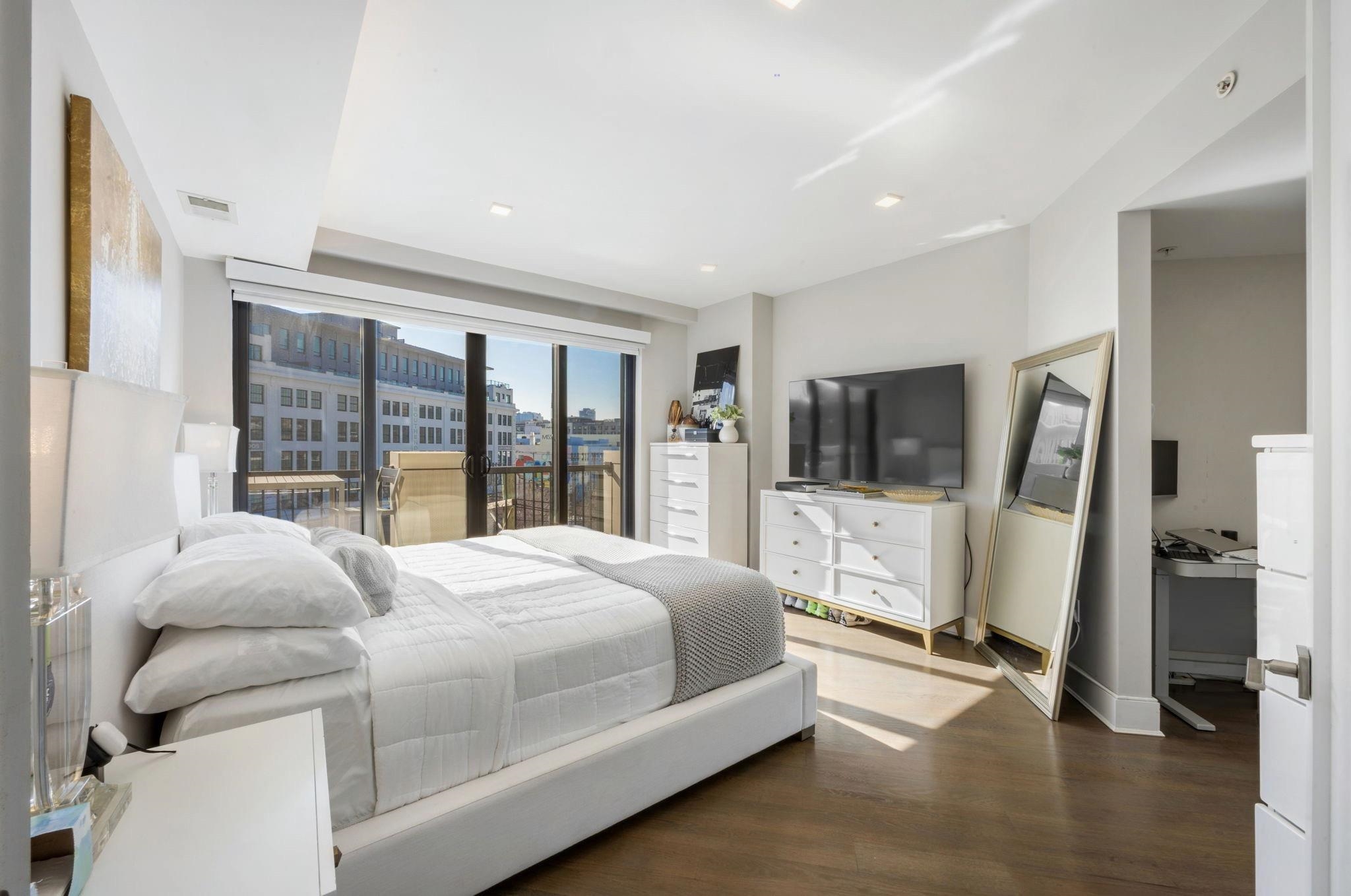 10 PATERSON AVE Unit: 5A