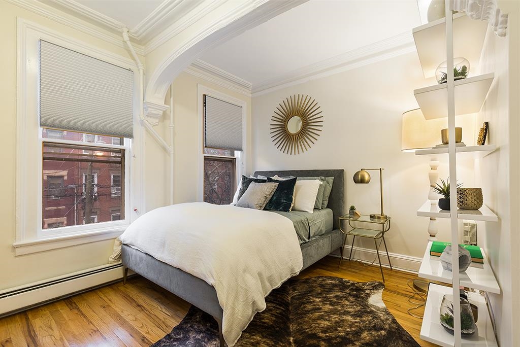 281.5 2ND ST