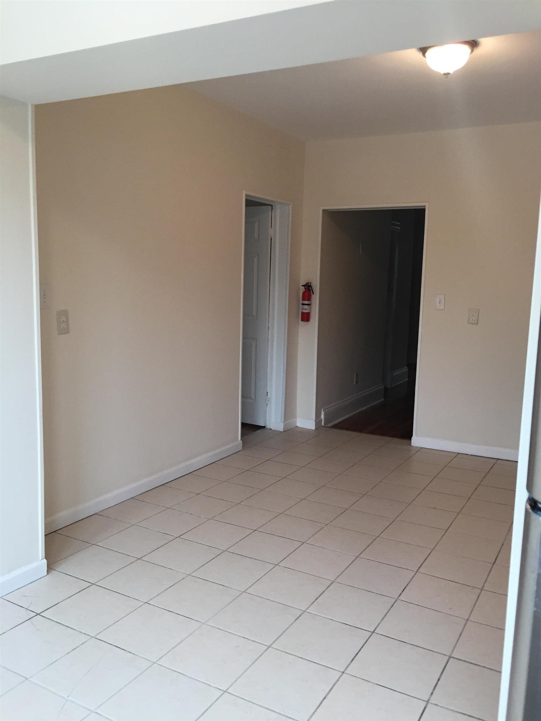 31 VAN NOSTRAND AVE