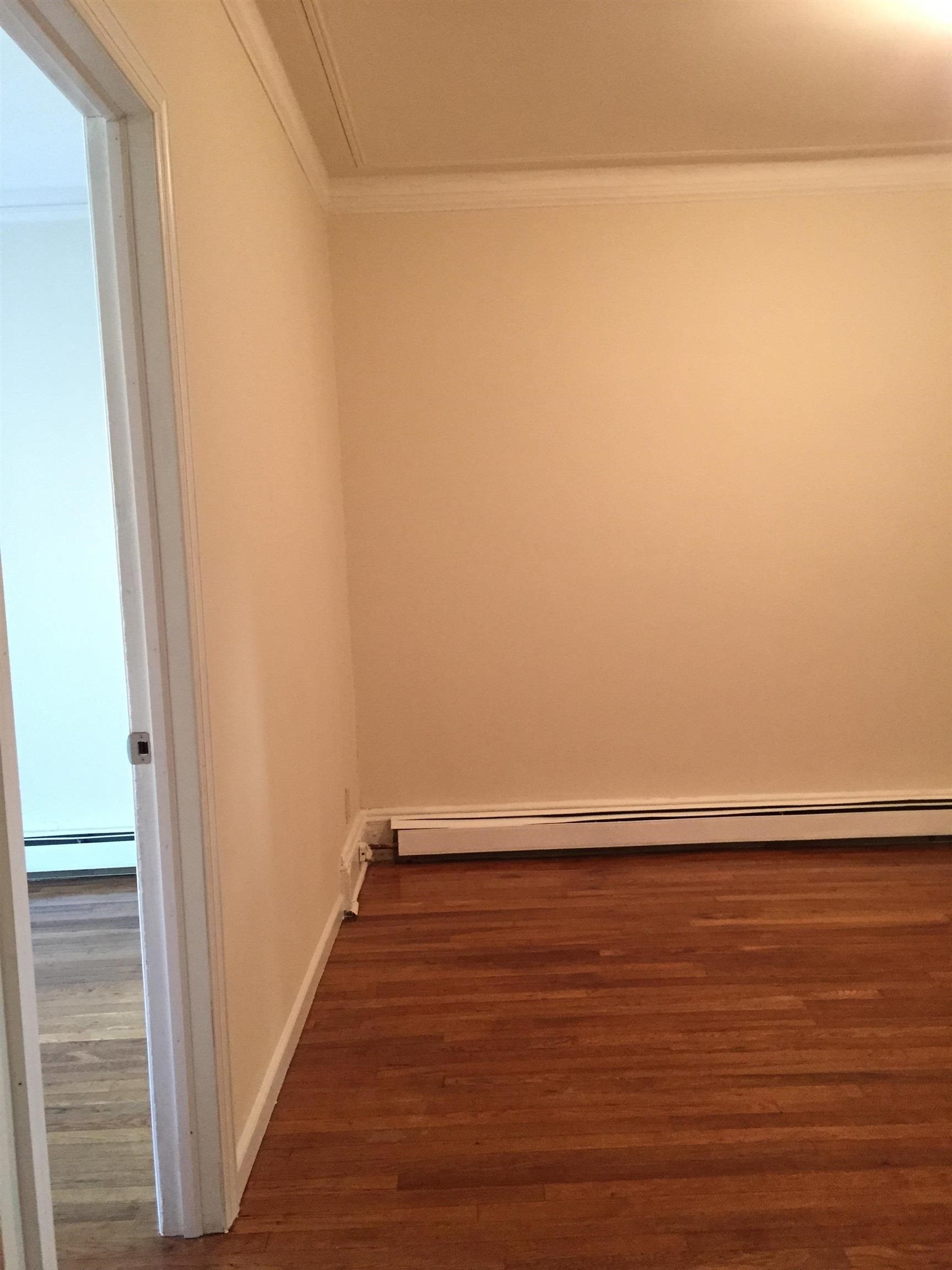 31 VAN NOSTRAND AVE