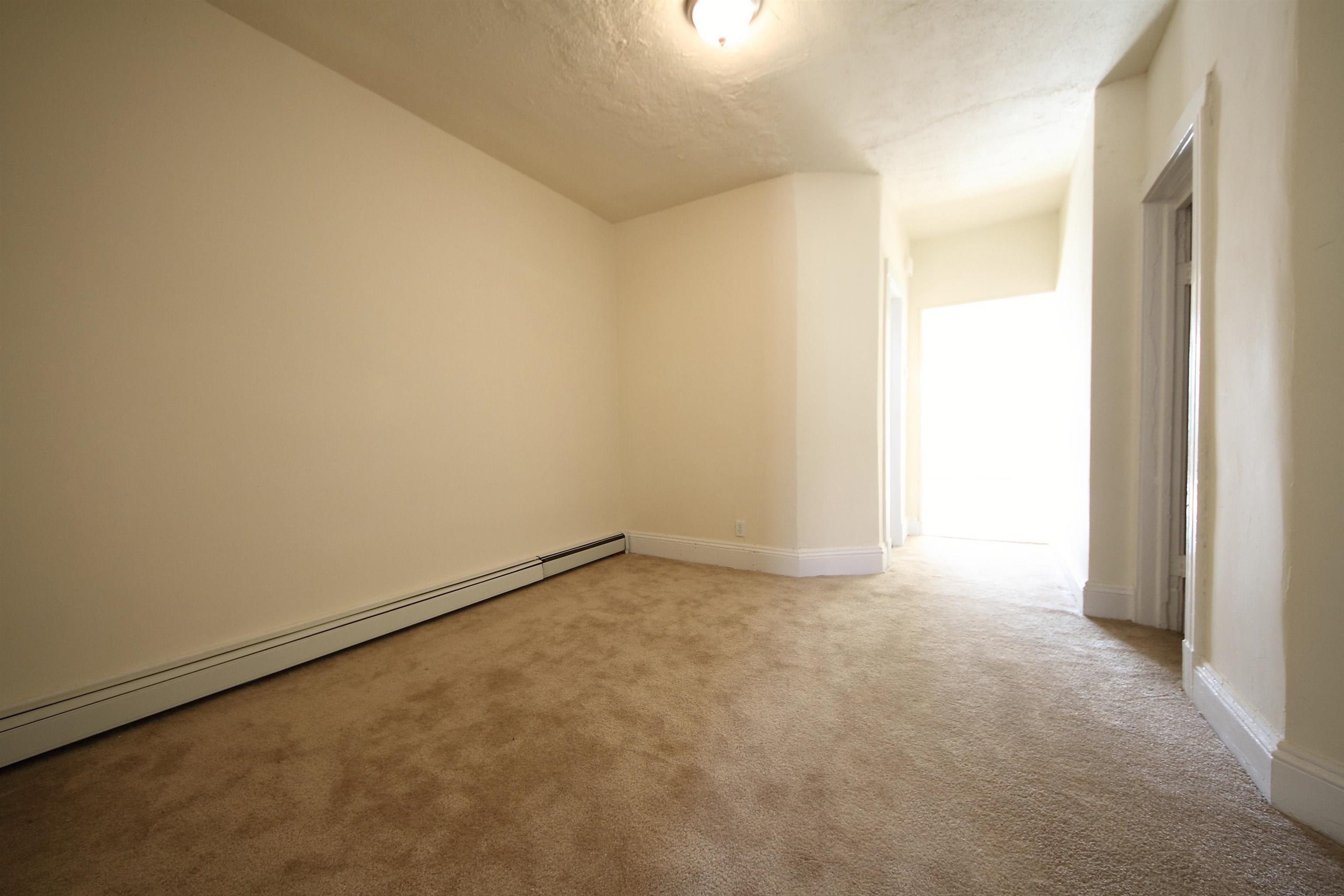 31 VAN NOSTRAND AVE