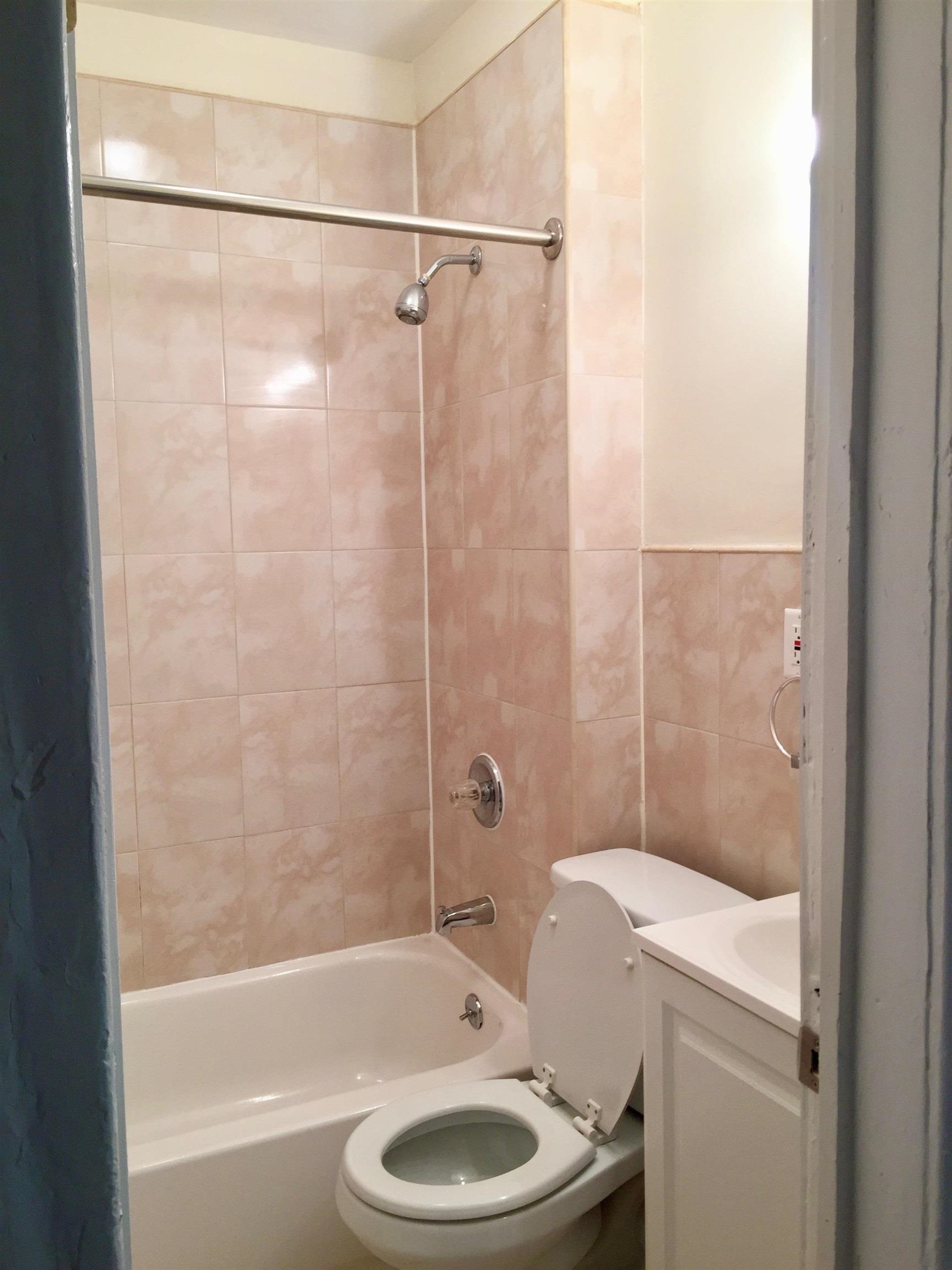 31 VAN NOSTRAND AVE