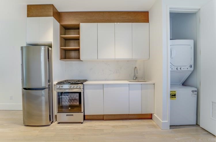 32 MAGNOLIA AVE Unit: 101