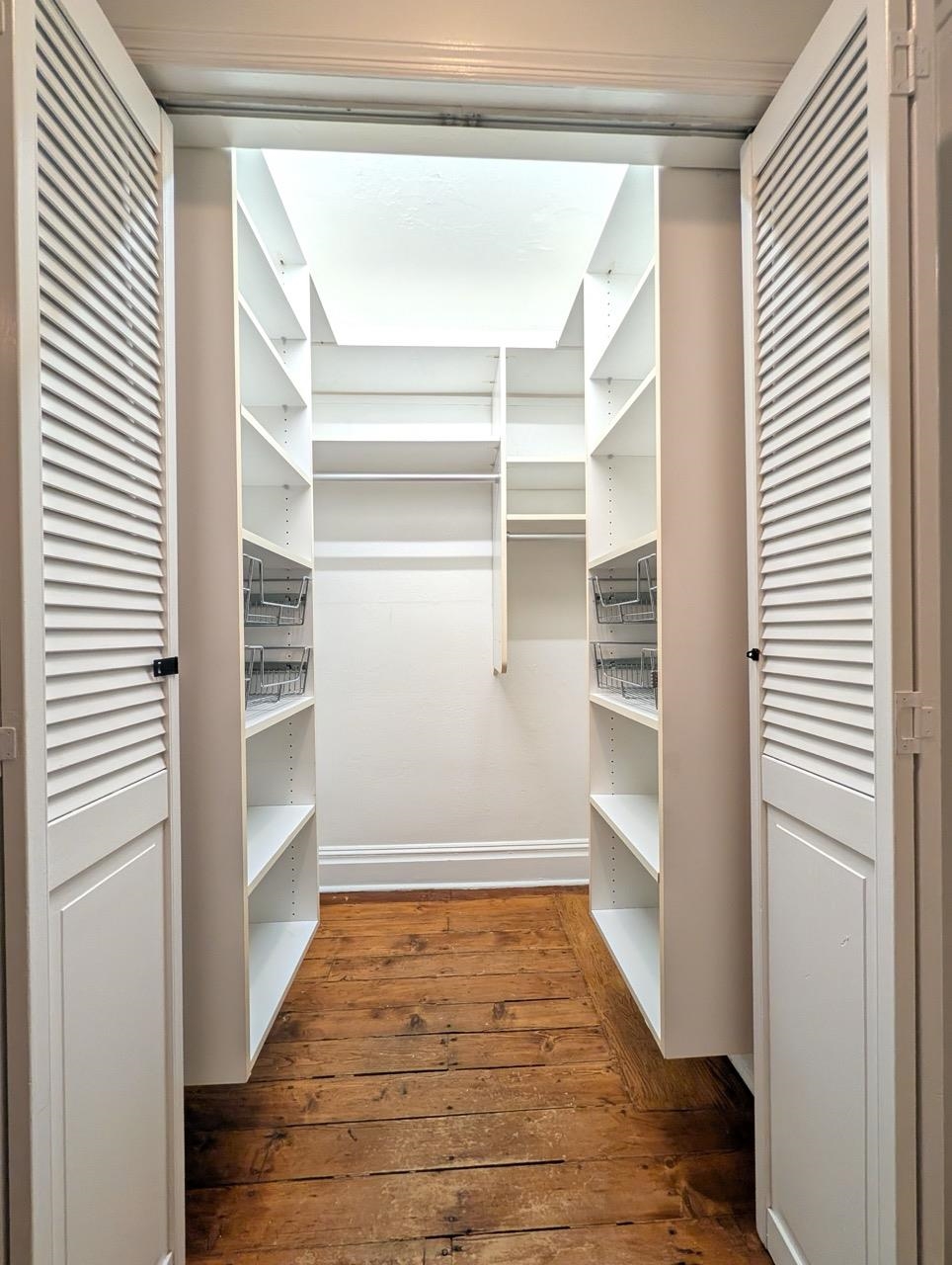 136 MERCER ST Unit: 1