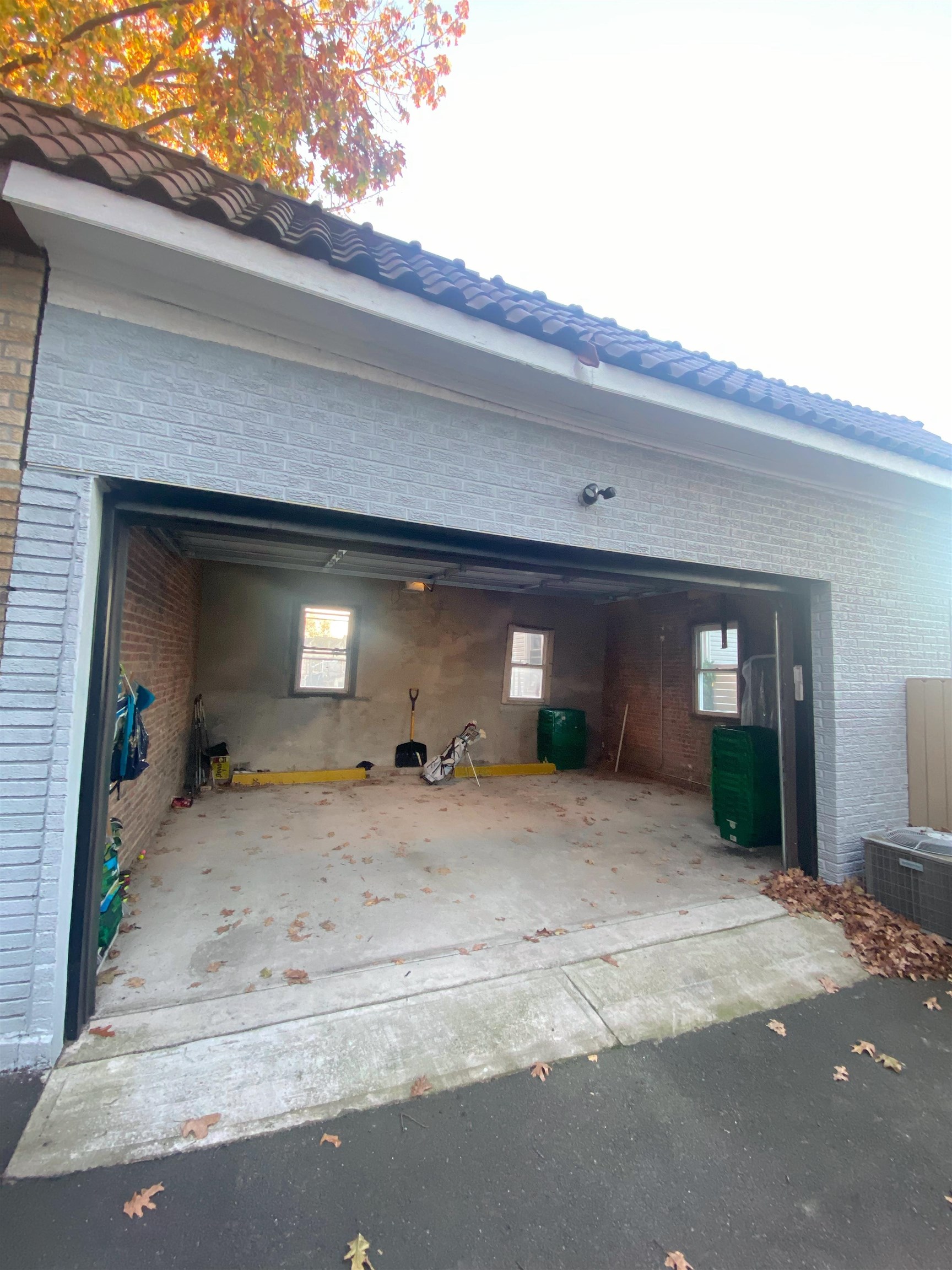 57 HUDSON PL Unit: 2