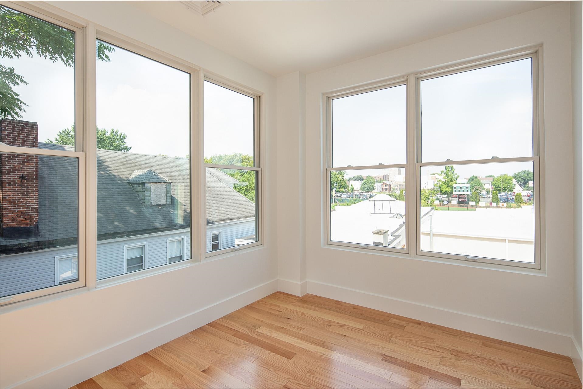 57 HUDSON PL Unit: 2