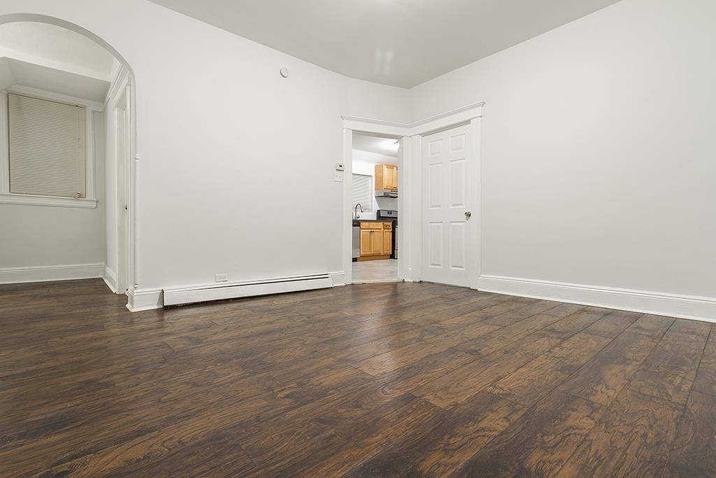 1532 JOHN F KENNEDY BLVD