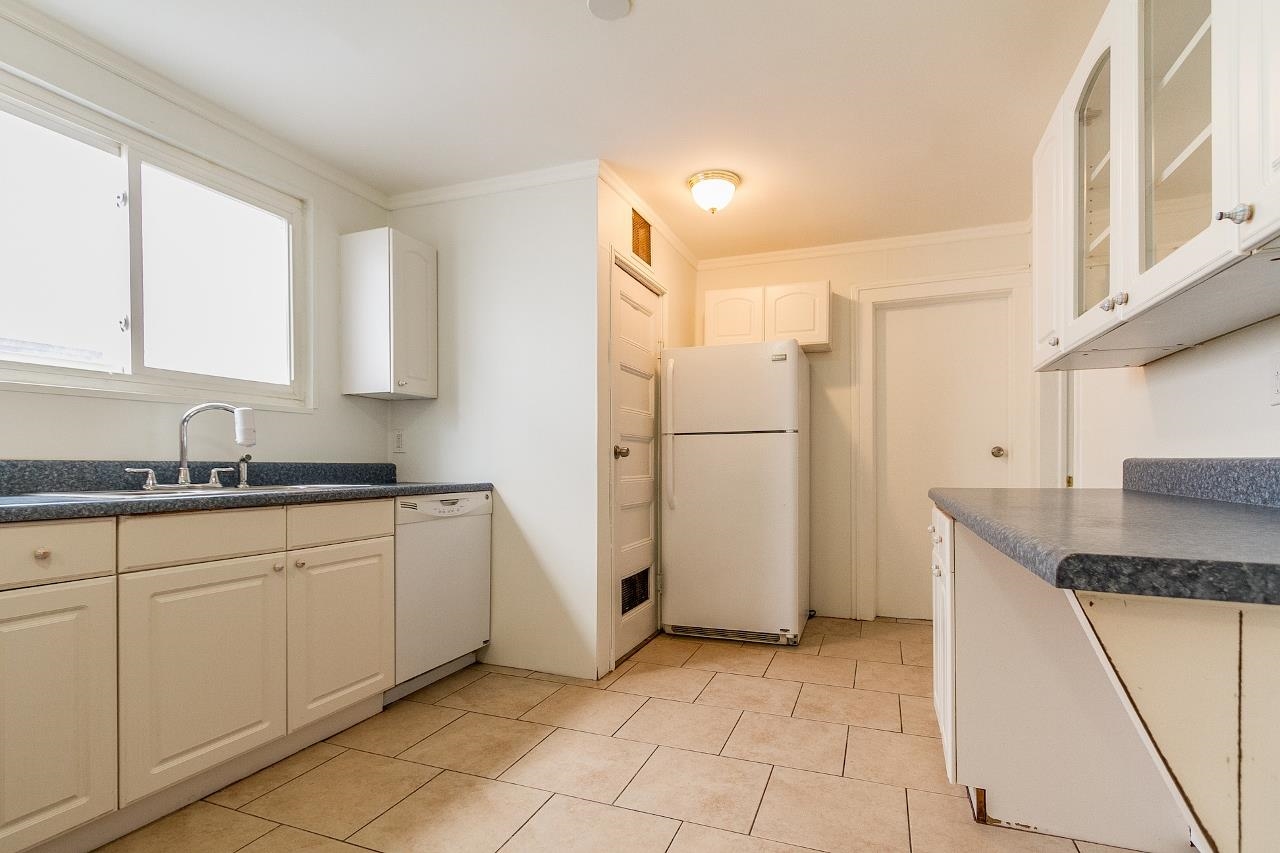 1532 JOHN F KENNEDY BLVD