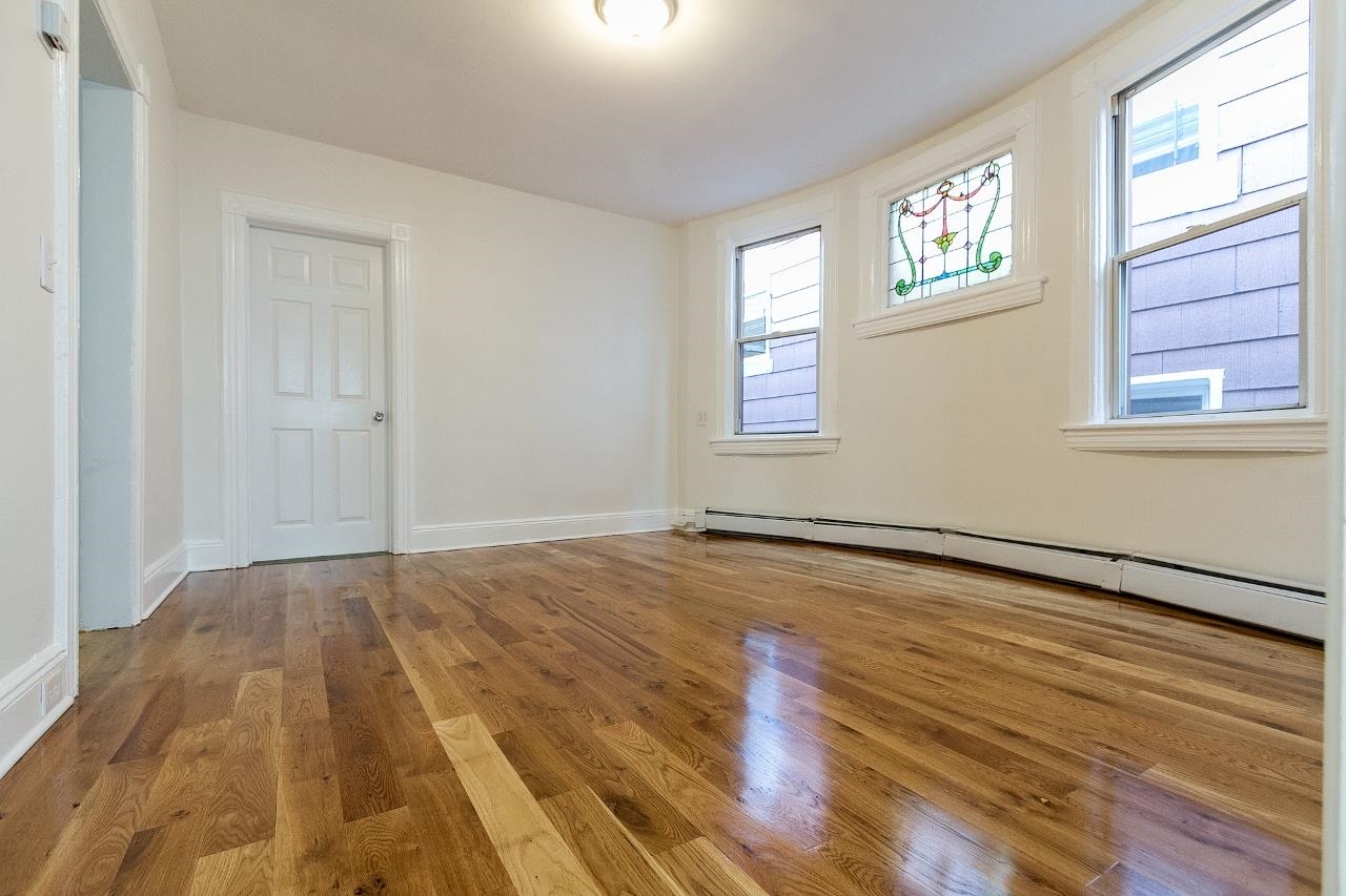 1532 JOHN F KENNEDY BLVD