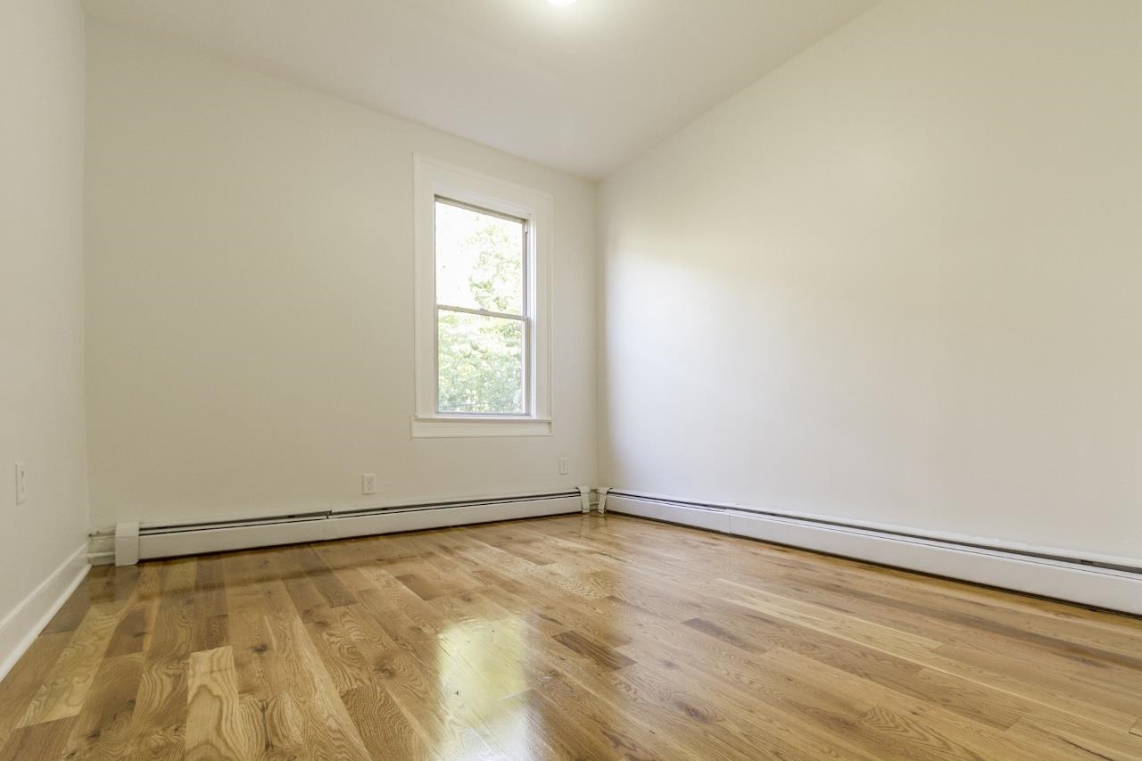 1532 JOHN F KENNEDY BLVD