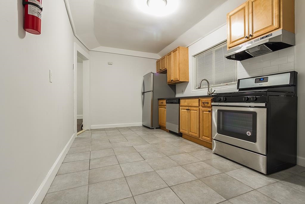 1532 JOHN F KENNEDY BLVD