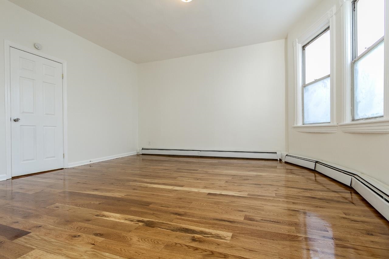 1532 JOHN F KENNEDY BLVD