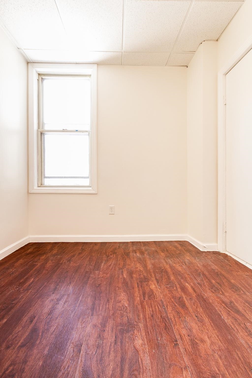 385 PRINCETON AVE