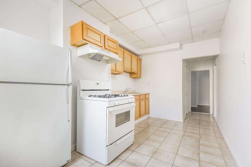 385 PRINCETON AVE