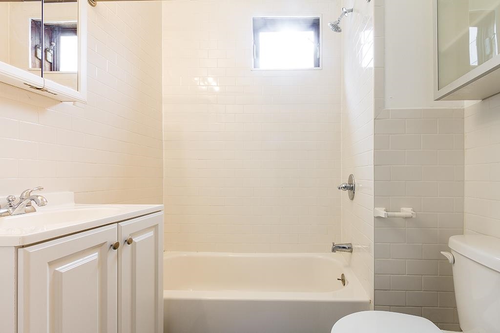 30 WEST 29TH ST