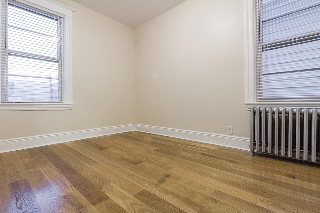 44 EAST 36TH ST