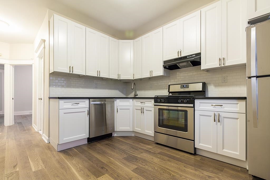 44 EAST 36TH ST