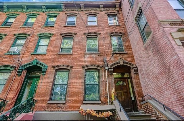 645 JERSEY AVE Unit: 1