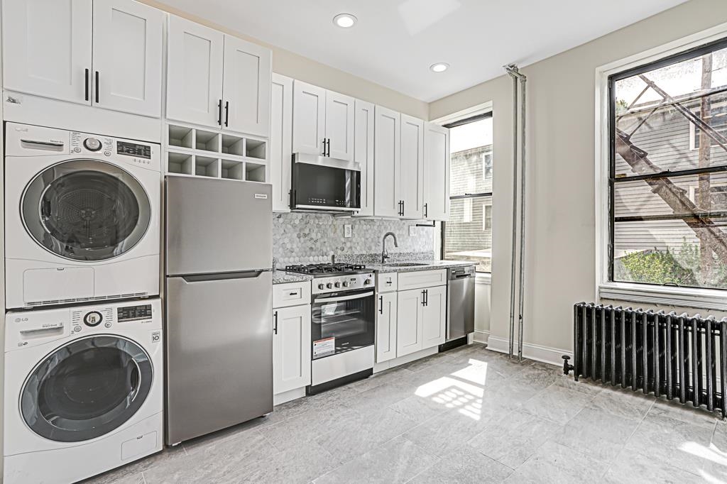 645 JERSEY AVE Unit: 1