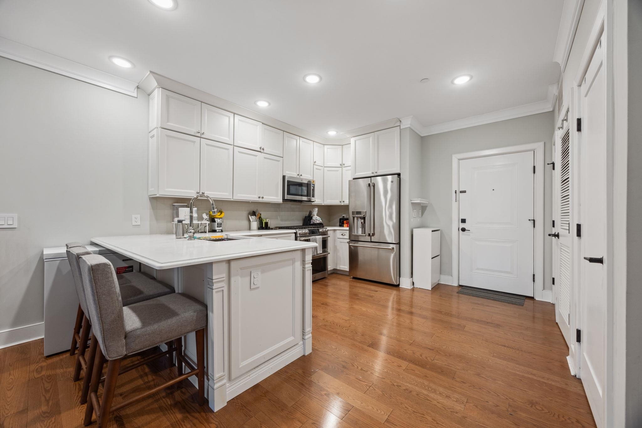 28 BRIGHT ST Unit: 307