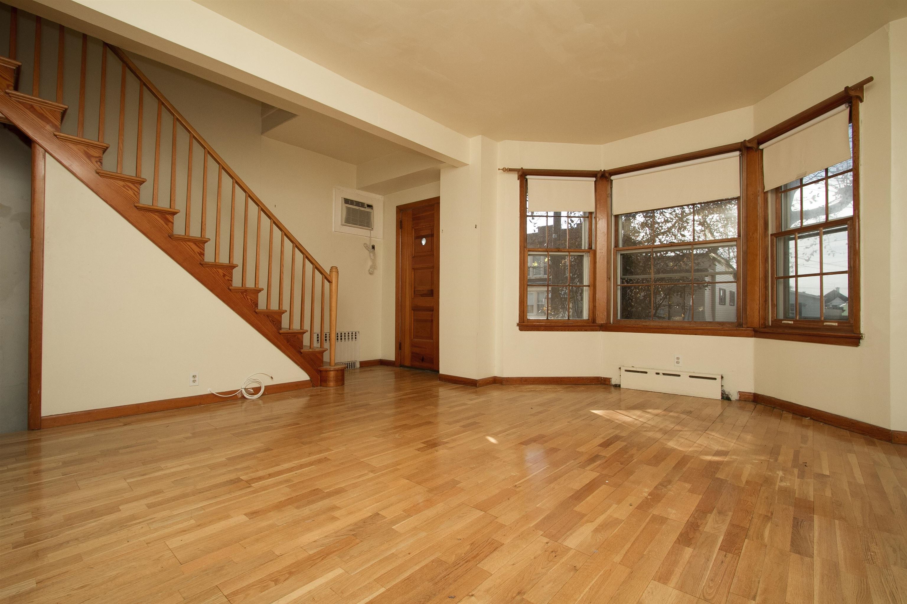 248 NEPTUNE AVE