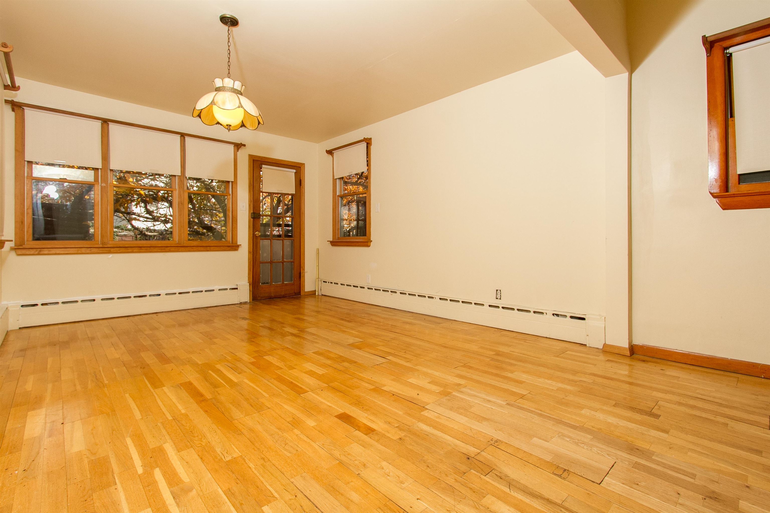 248 NEPTUNE AVE