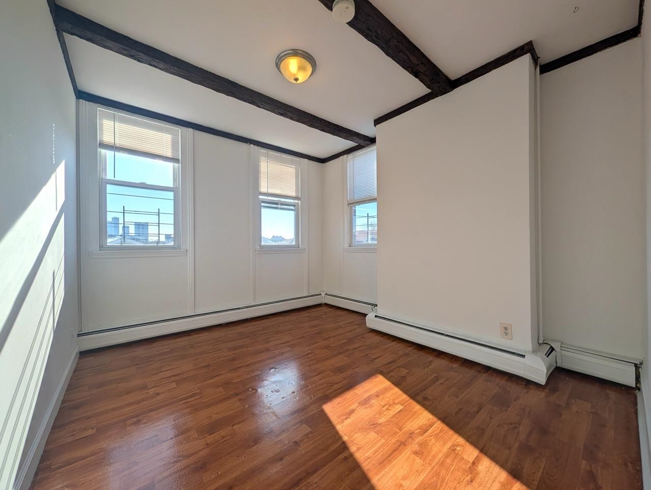 148 SOUTH ST Unit: 3