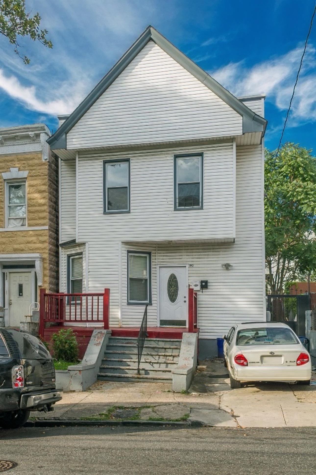 190 GRANT AVE