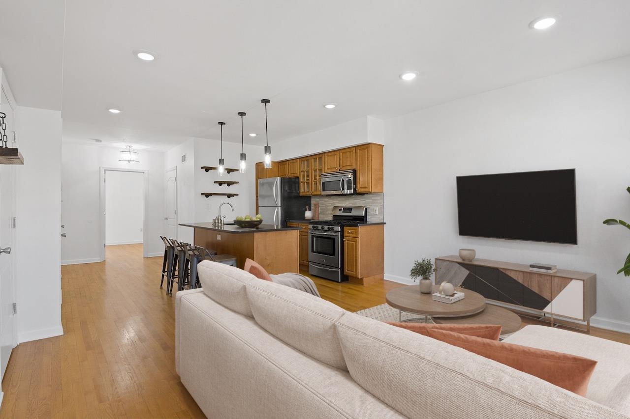 379 2ND ST Unit: 3