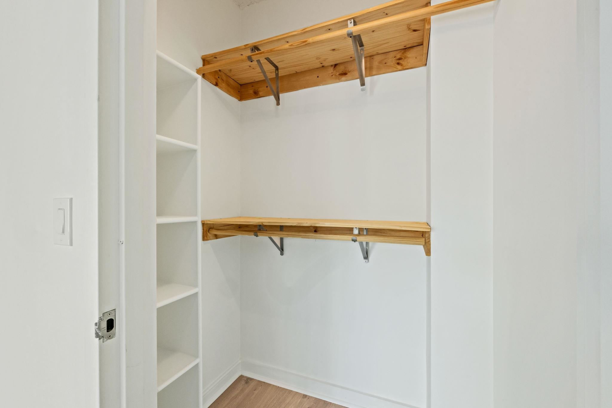 20 NEWPORT PARKWAY Unit: 1708