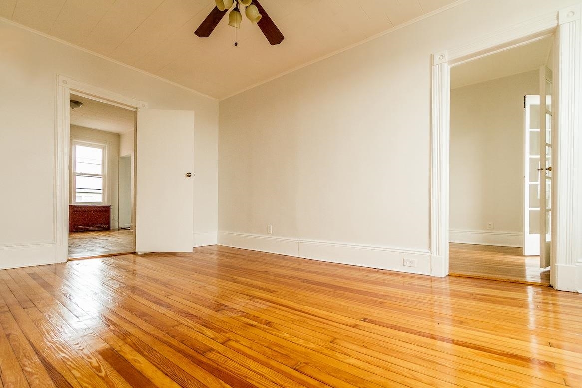 1304 PATERSON PLANK RD