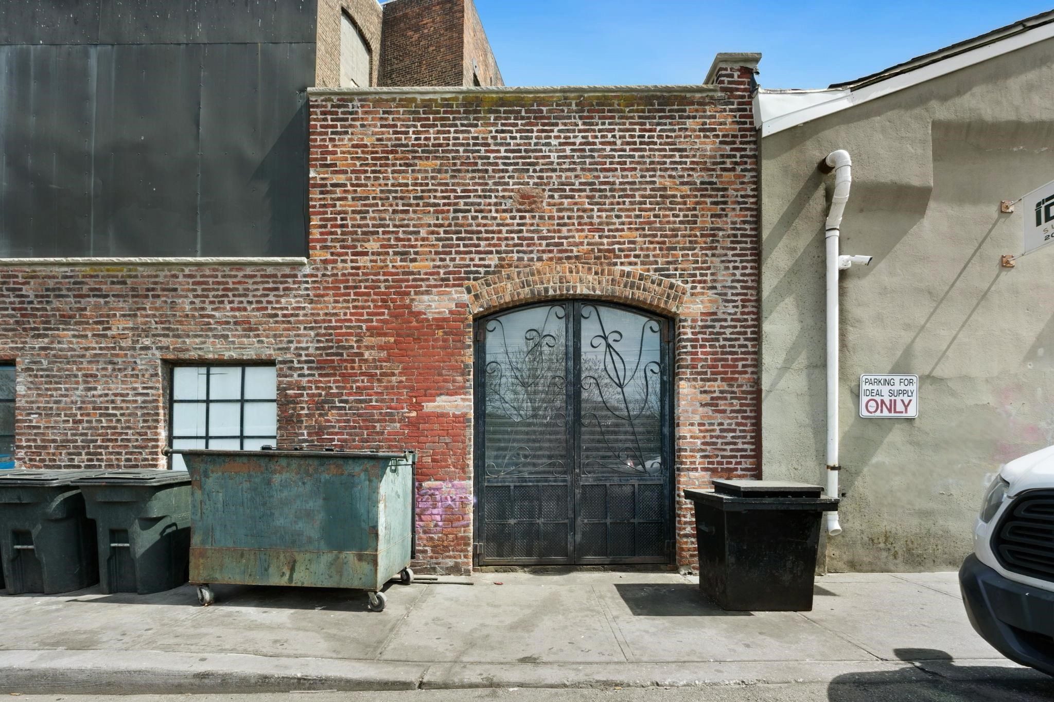451 COMMUNIPAW AVE