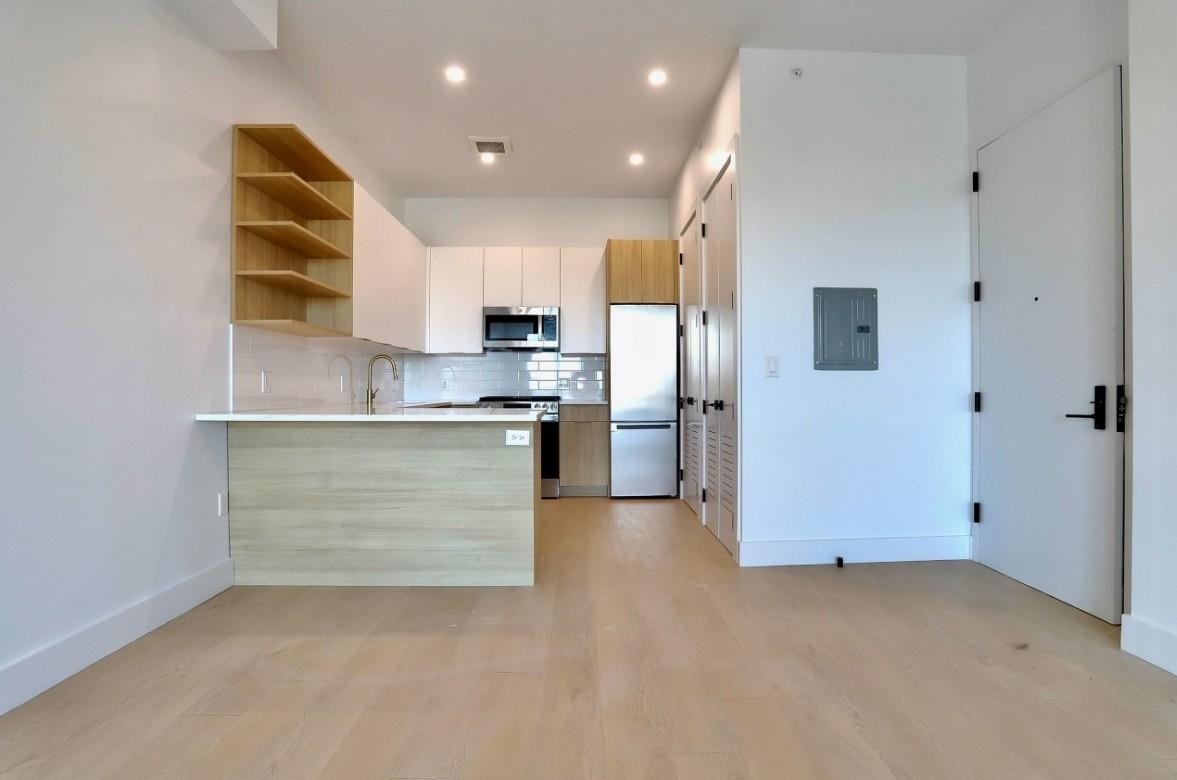 354 BROADWAY Unit: 2B