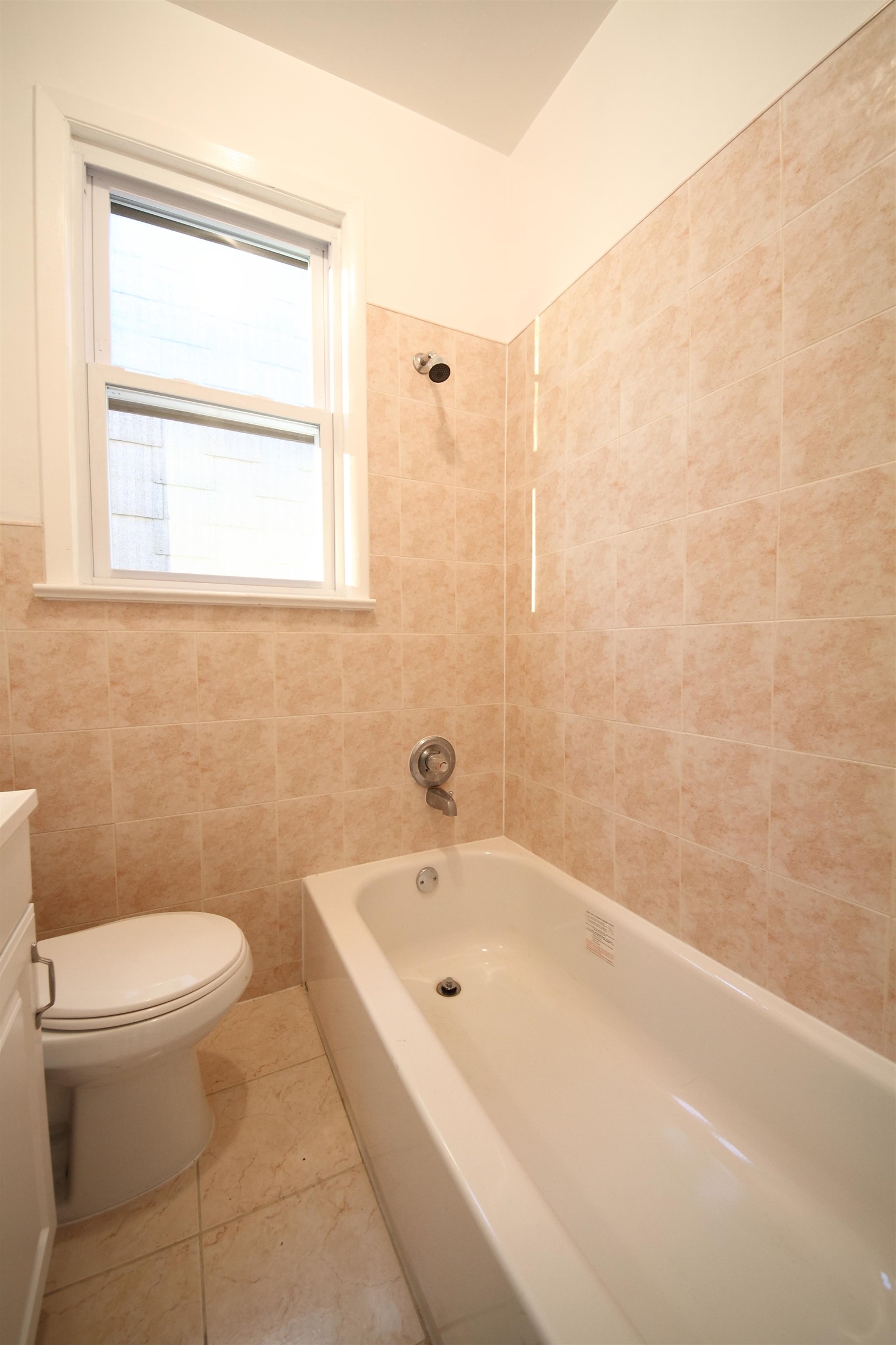 23 DWIGHT ST
