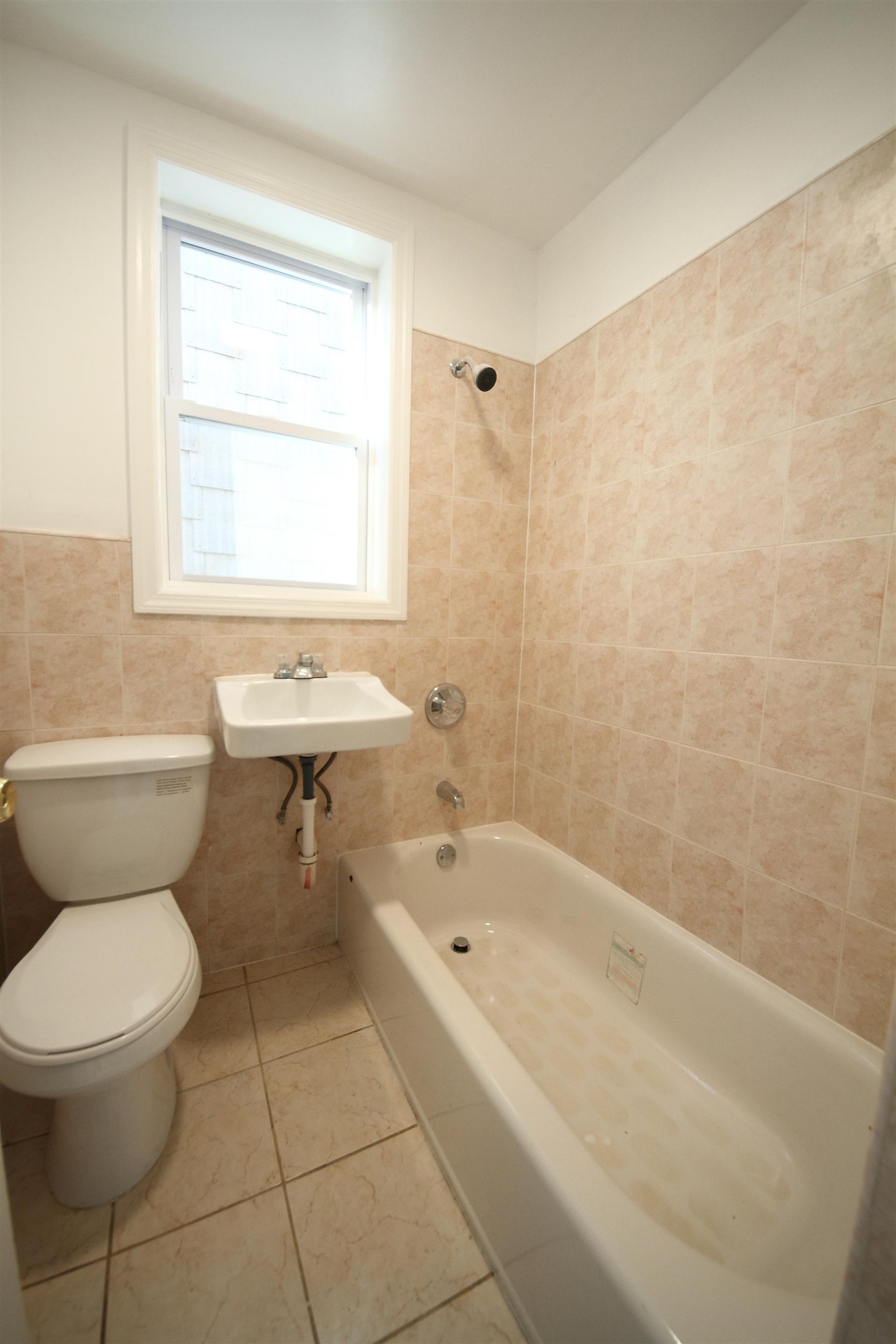 23 DWIGHT ST