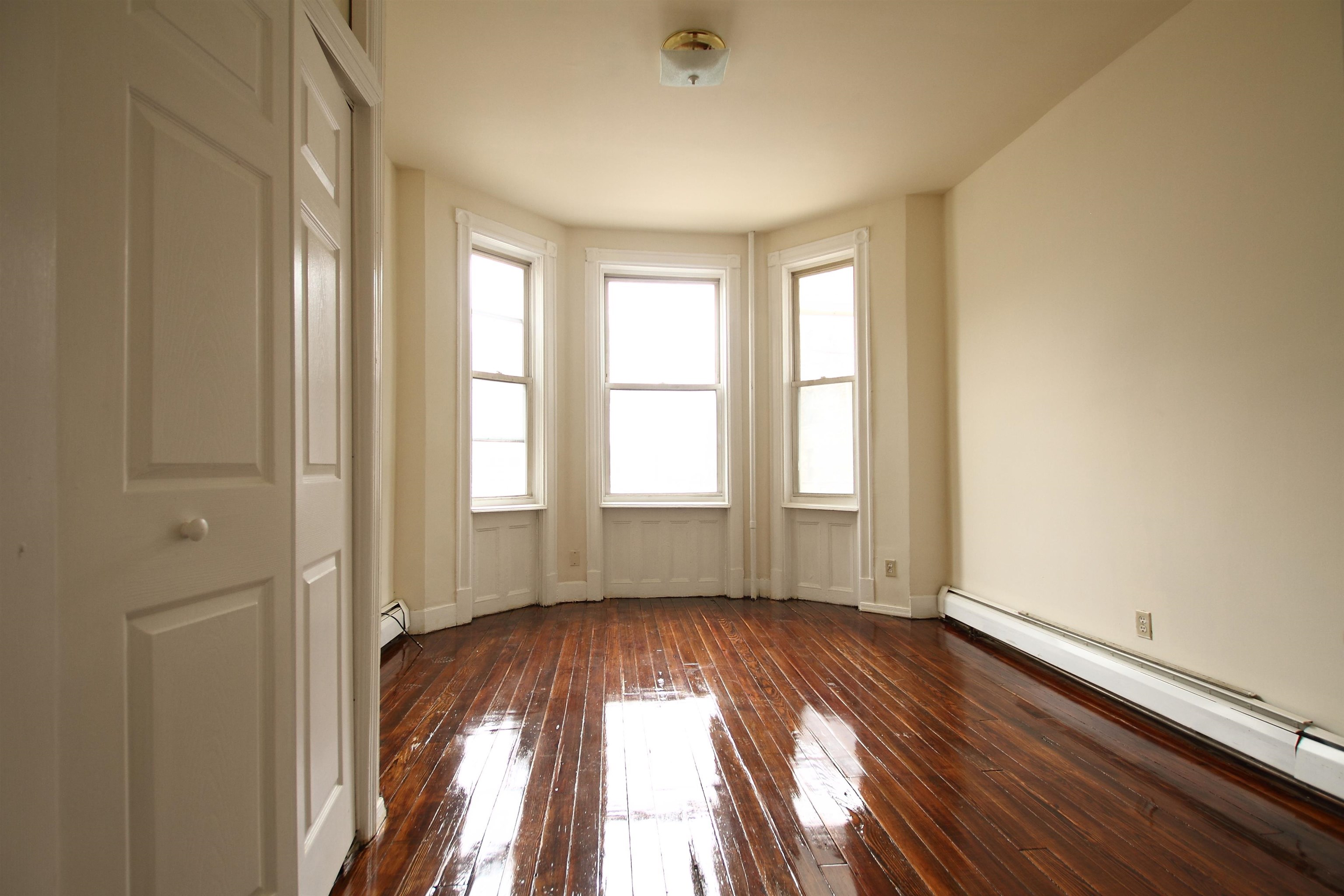 17 BERGEN AVE