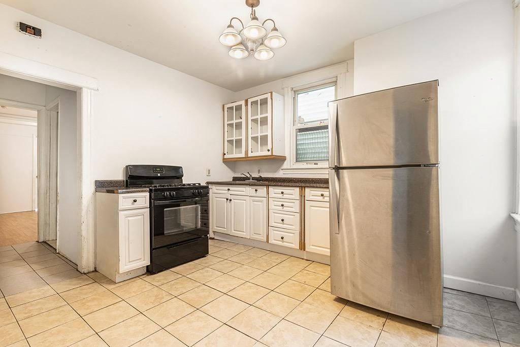 146 STEVENS AVE