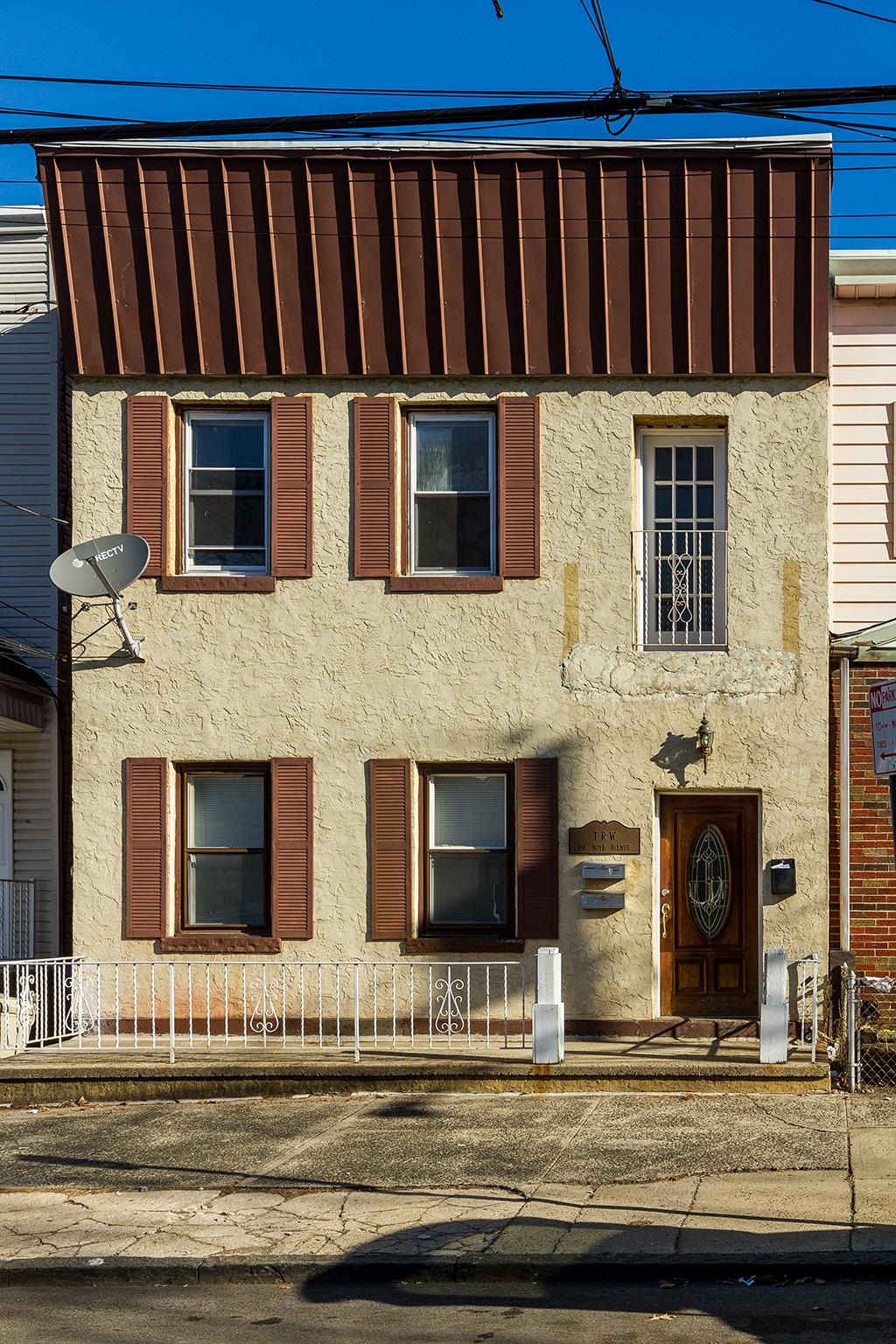 156 BOYD AVE