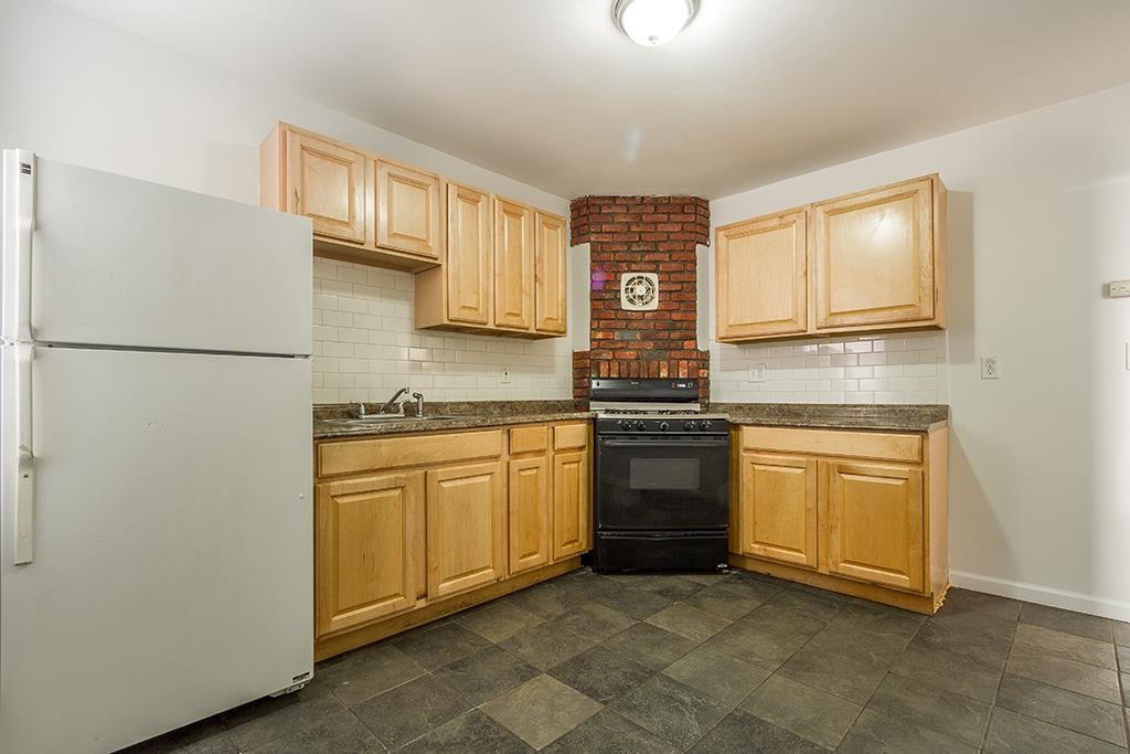 156 BOYD AVE