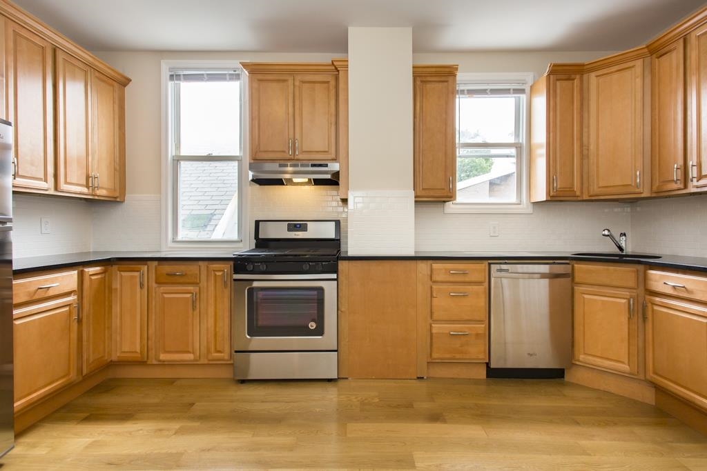 36 WEST 19TH ST