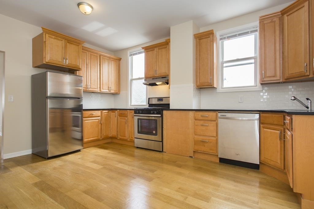 36 WEST 19TH ST