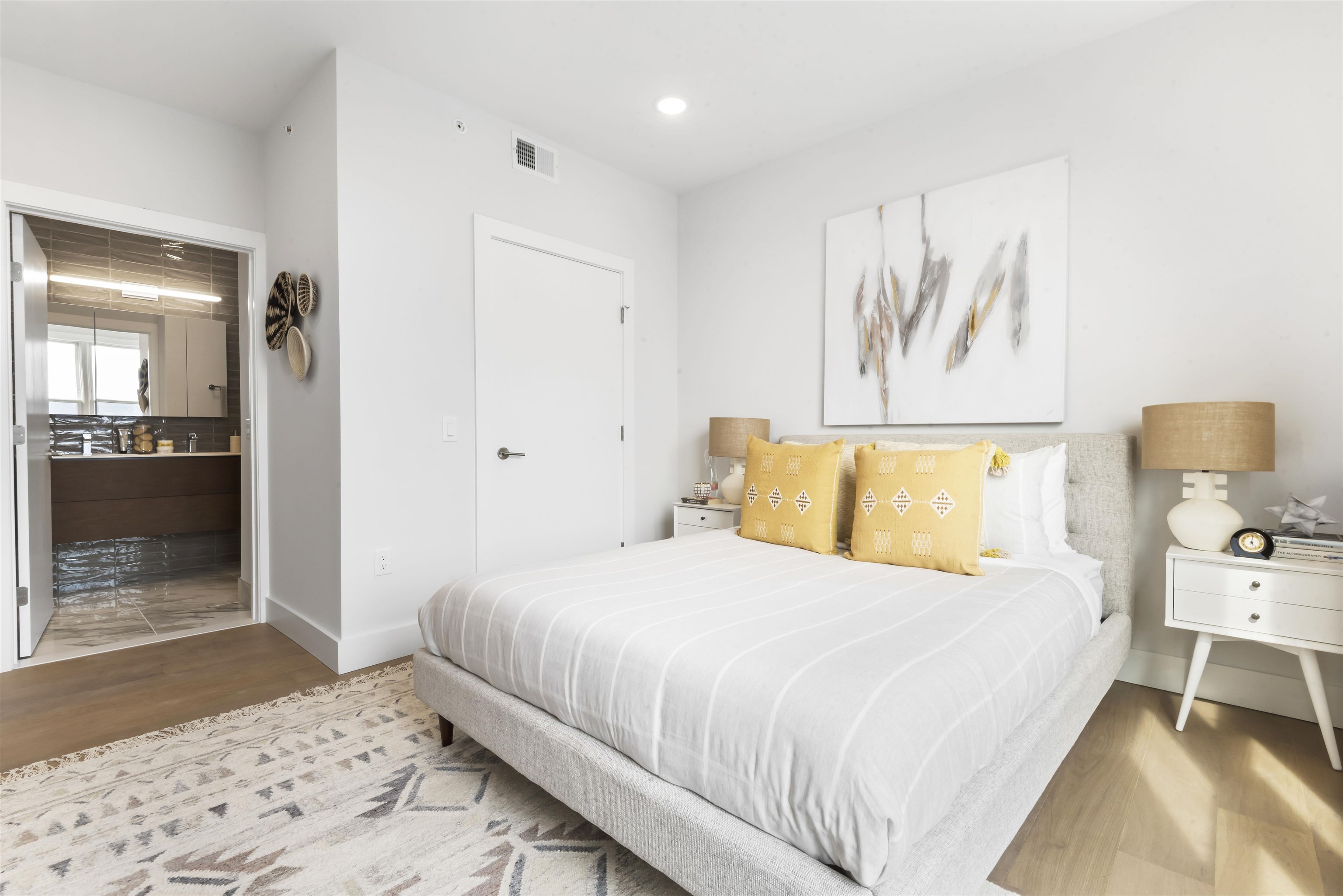 620 PALISADE AVE Unit: 202