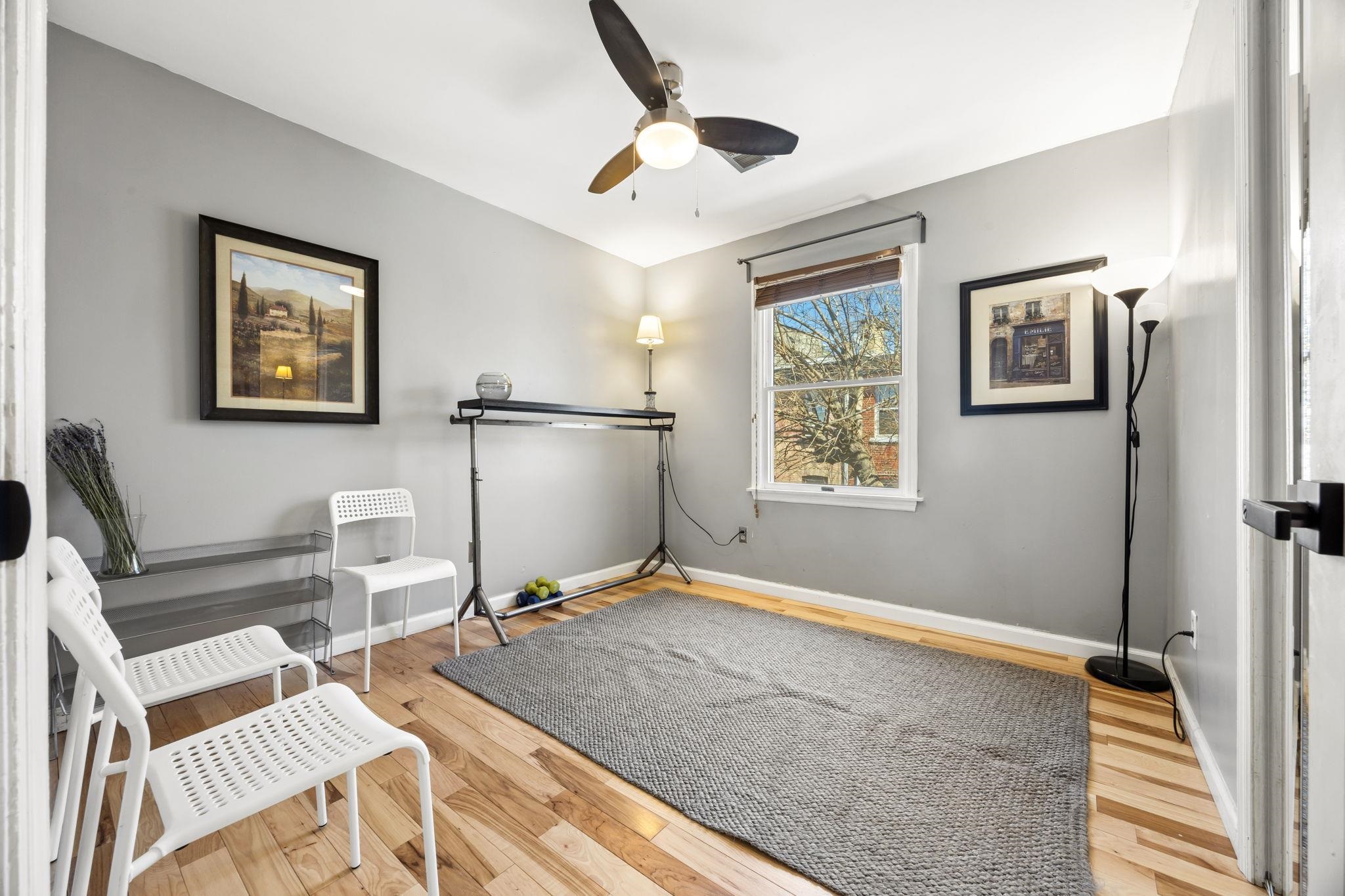242 BALDWIN AVE Unit: 2