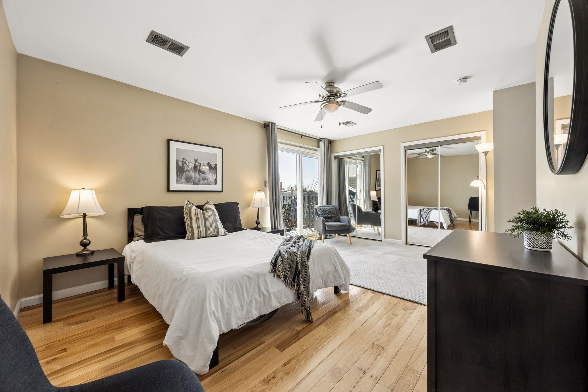 242 BALDWIN AVE Unit: 2