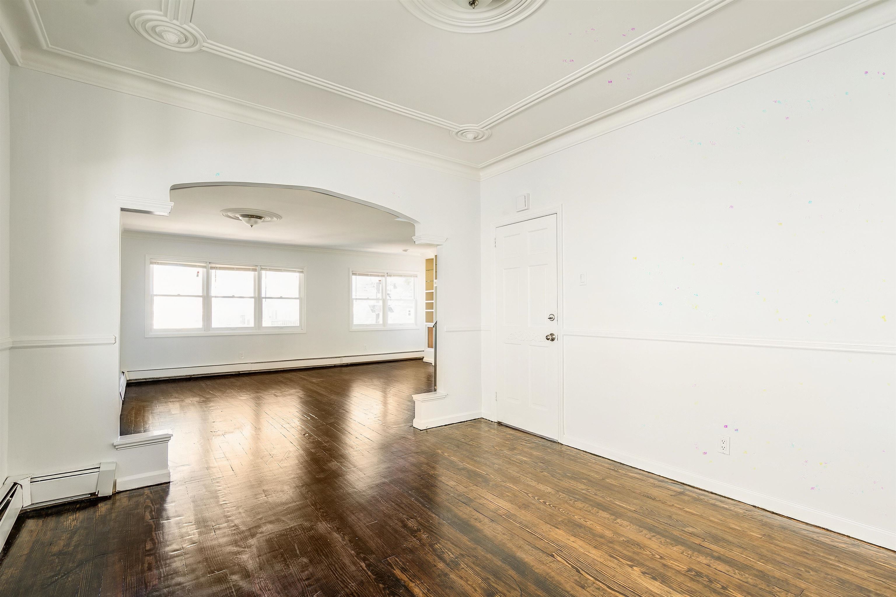 118 WEST 9TH ST