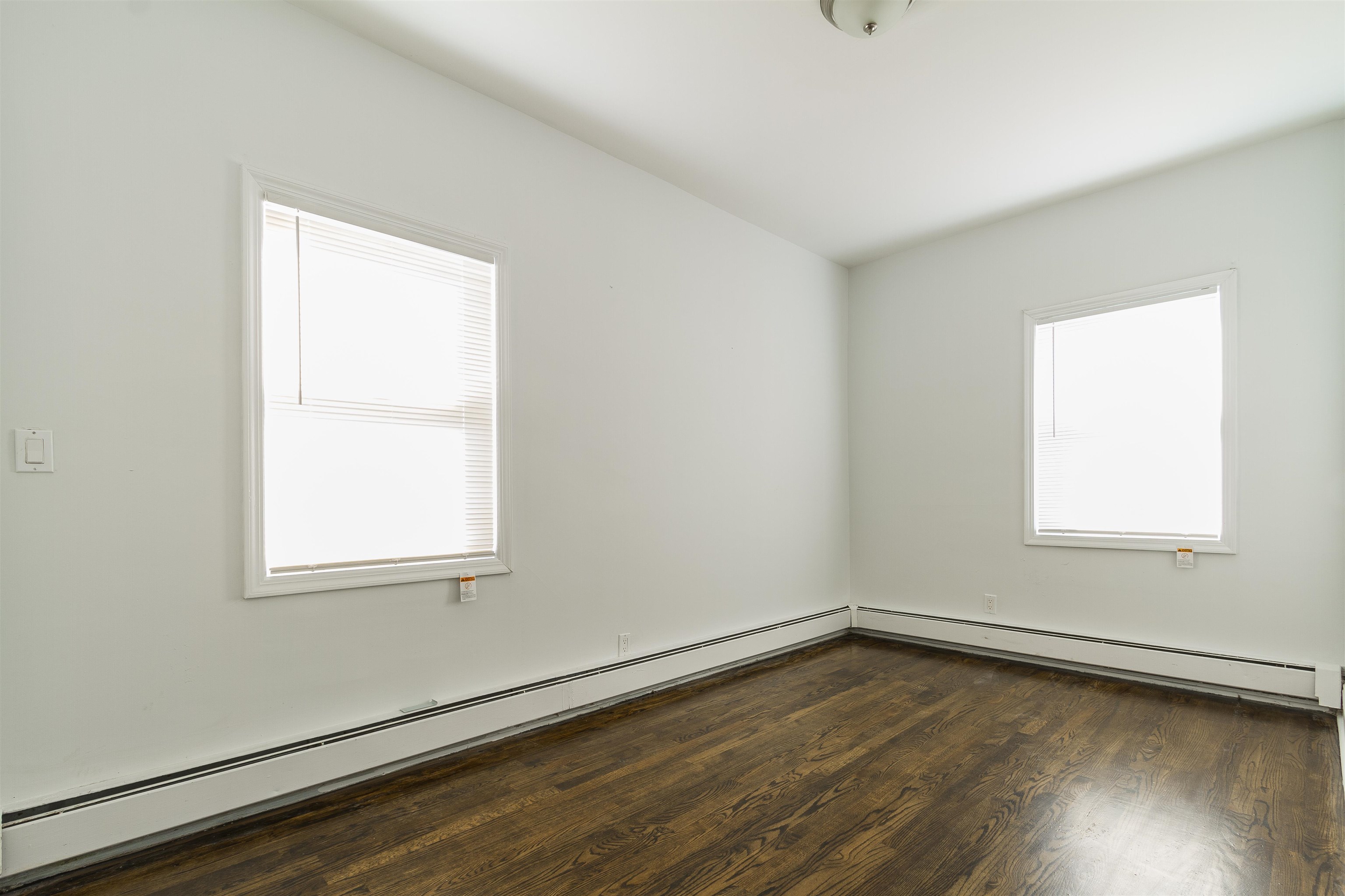 118 WEST 9TH ST