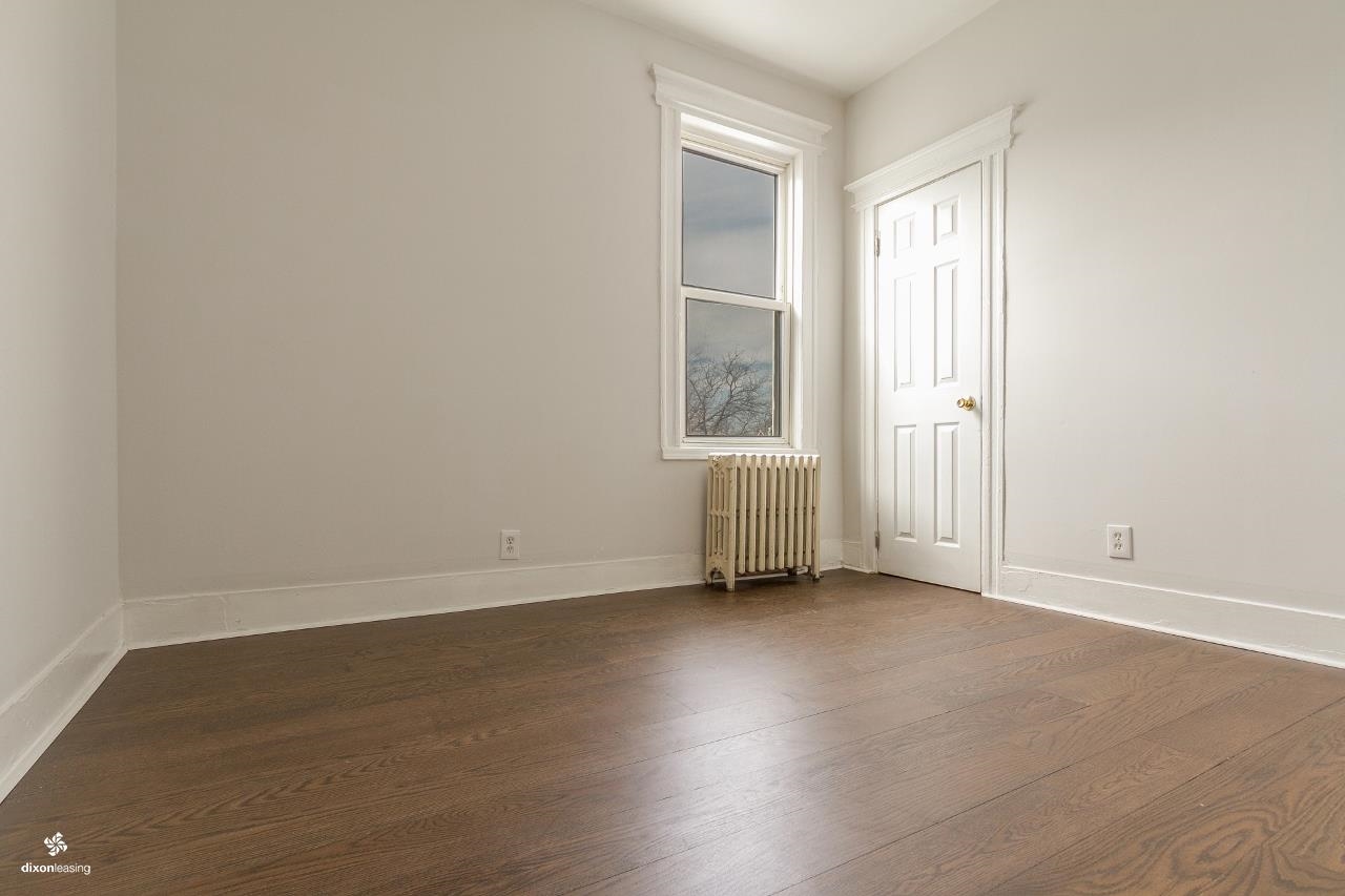 142 VAN NOSTRAND AVE