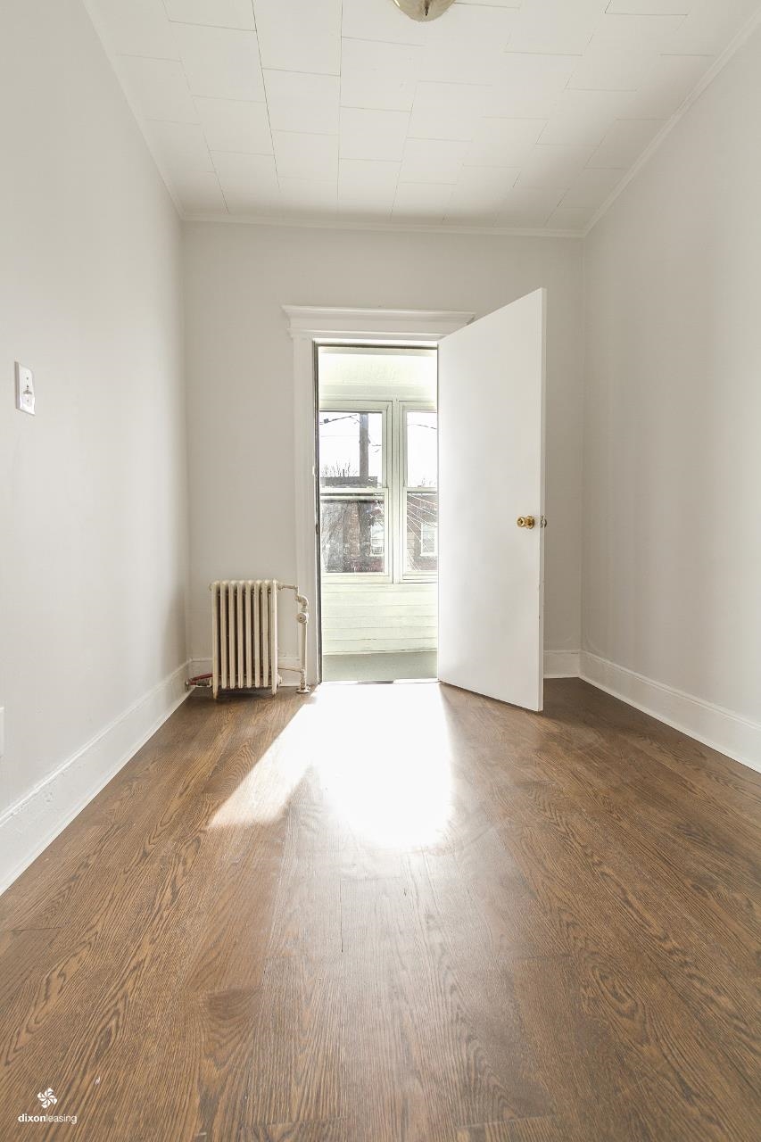 142 VAN NOSTRAND AVE