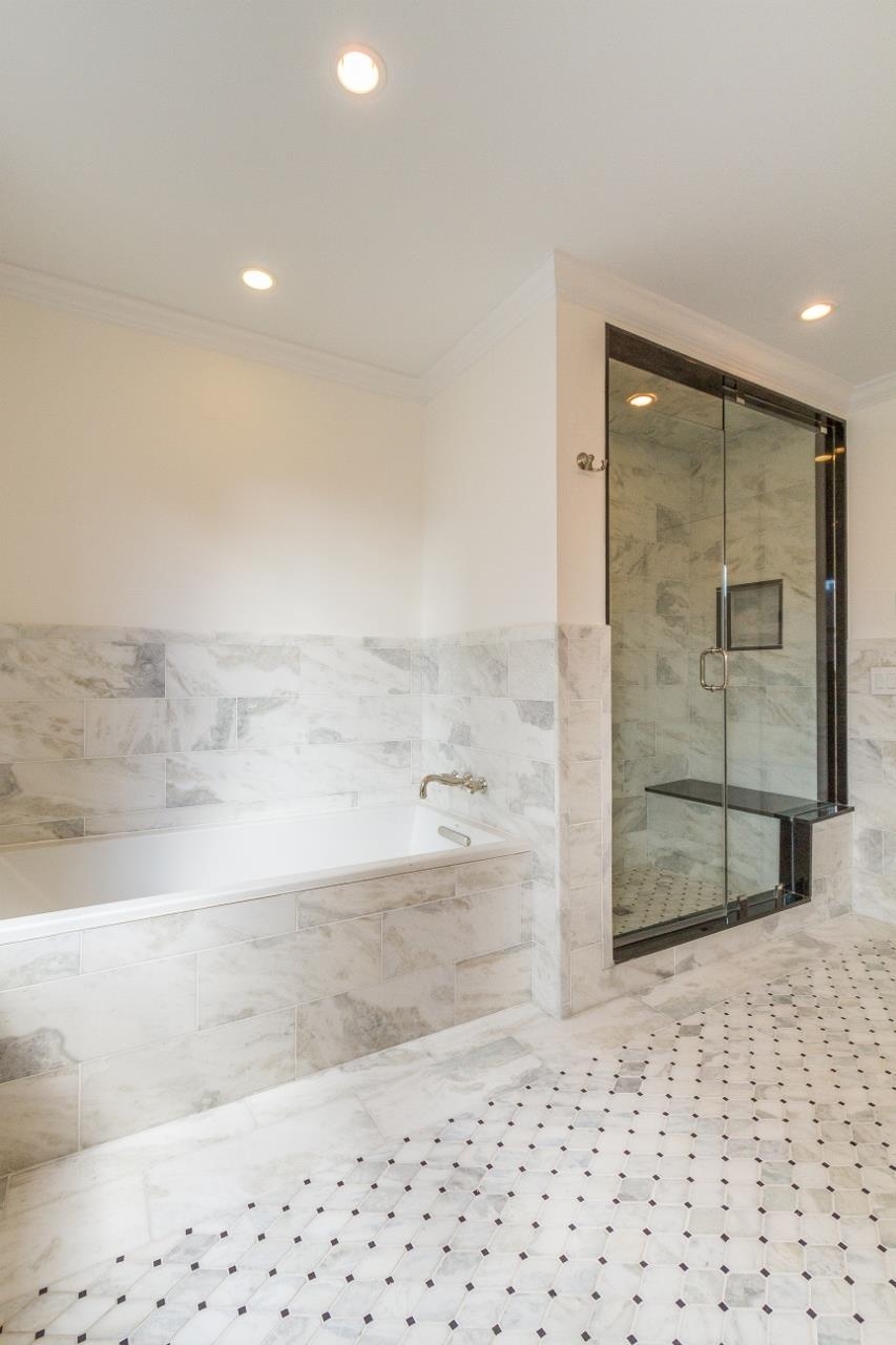 329.5 8TH ST